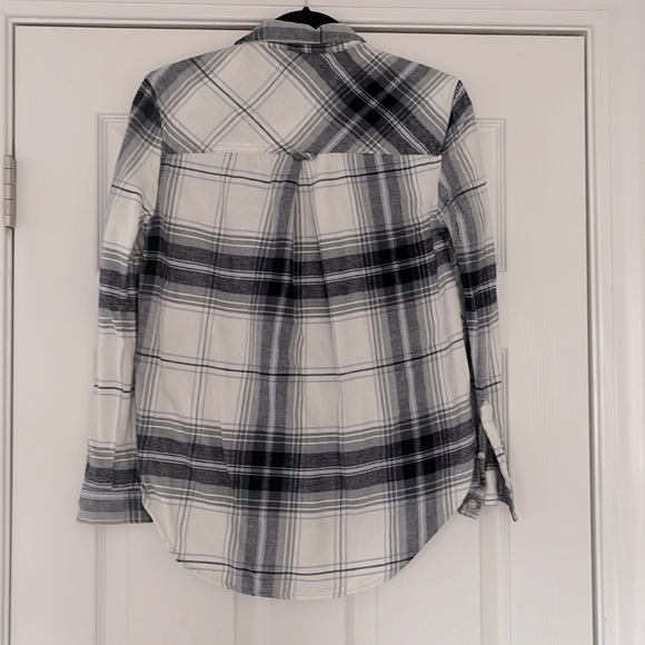Urban Outfitters- BEG blue and white flannel,Sz Xs -oversized ( bin1) - Picture 5 of 7